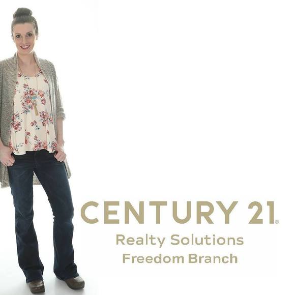 Meet your Posher, Jessica - Picture 1 of 1